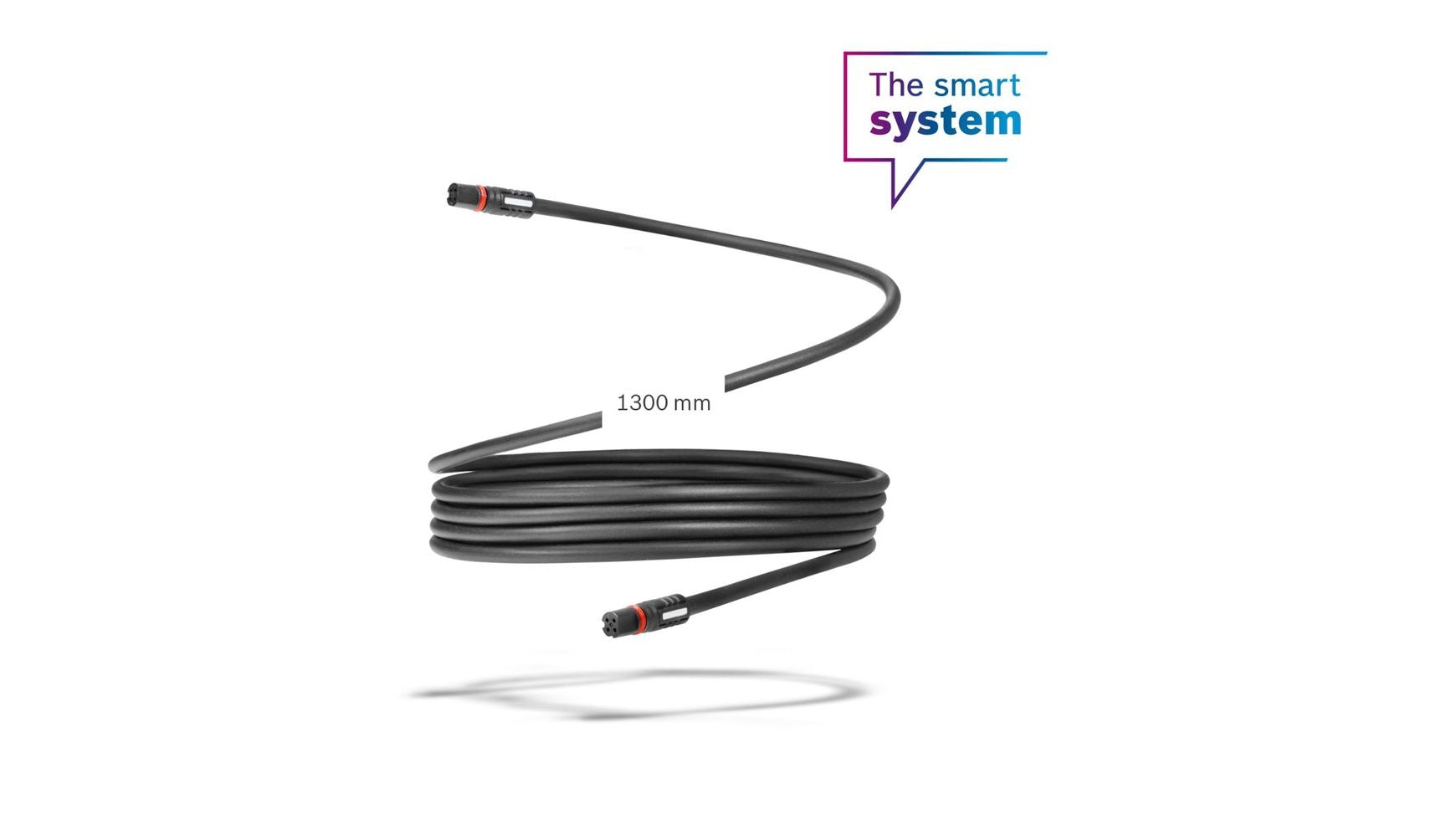 Ein aufgerolltes schwarzes MAGURA Bosch Displaykabel 1300 mm mit Steckern an beiden Enden schwebt über einem Schatten. Die Sprechblase "The Smart System" hebt die Plug-and-Play-Montage hervor, wobei "1300 mm" die Kabellänge kennzeichnet.