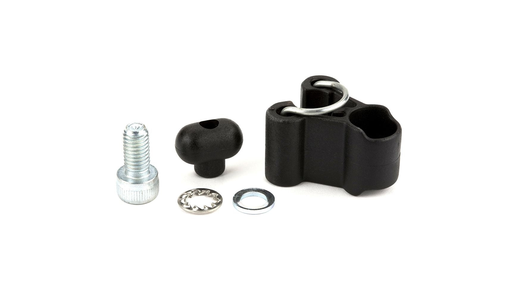 Eine schwarze Kunststoffklemme mit einem Metallring, einer Metallschraube, einem gerändelten Drehknopf, einer Unterlegscheibe und einer gezahnten Sicherungsscheibe – allesamt Bestandteile der BROMPTON-Lenkerklapphalterung – vor weißem Hintergrund.