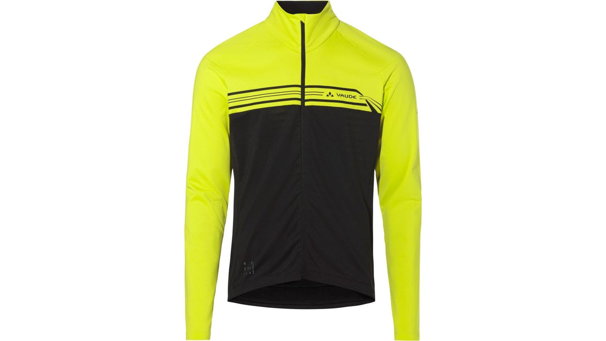 Das VAUDE Men's Posta LS Tricot II ist ein langärmeliges Radtrikot für Herren mit hohem Kragen, leuchtend gelbem Oberteil und Ärmeln, schwarzem Unterteil, stylischen schwarzen Querstreifen und dem VAUDE-Logo auf der Brust.